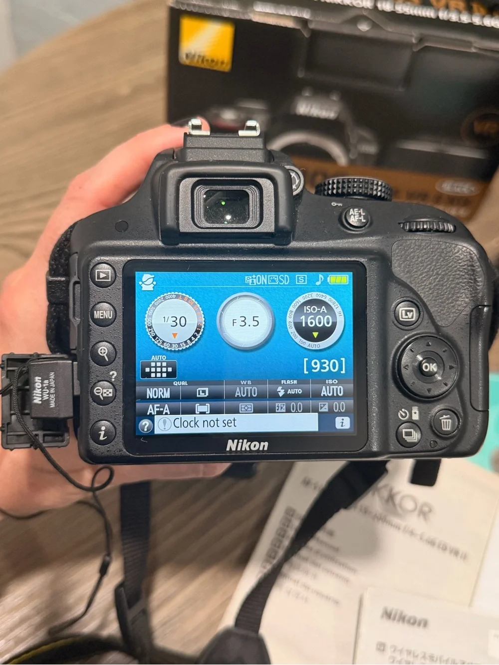 Nikon D3300 DSLR Bundle — 18-55mm + 55-200mm VR, WU-1a, Bag, Boxes — 4,627 Shots